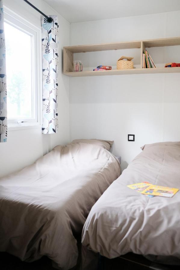 Mobil Home Xxl 4 Chambres - Camping L'Evasion Martignac  Dış mekan fotoğraf
